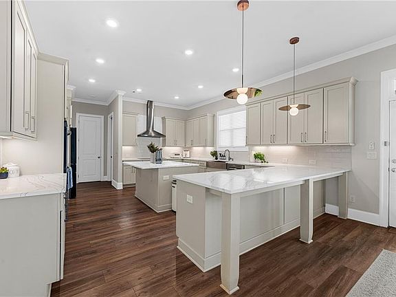 5th image of 6210 Bellmoore Park Ln
