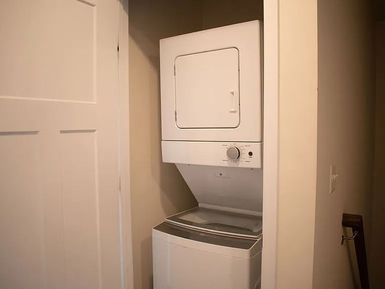 2310 Avinity Ct — Photo 27