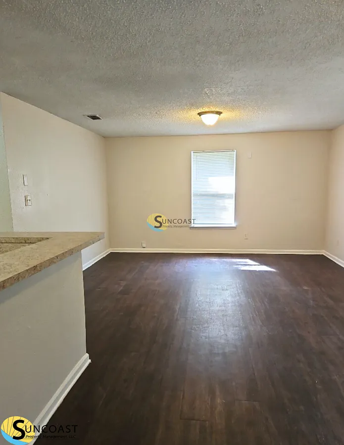 Coming Soon! 3/2 in Downtown! — Photo 4