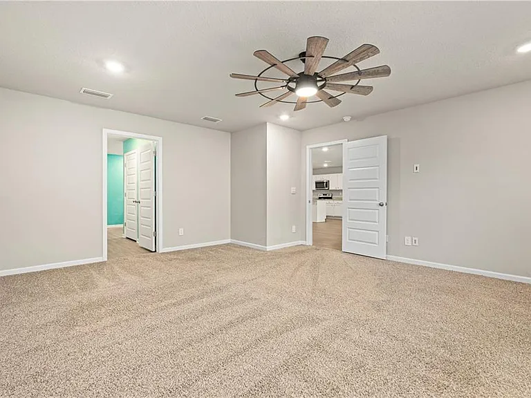 6028 Creek Side Trl — Photo 14