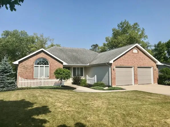 435 Canal St, New Bremen, OH 45869