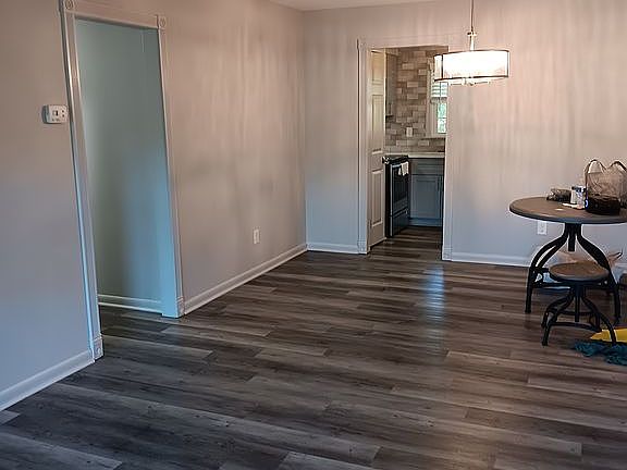 2nd image of 4601 Coronado Dr