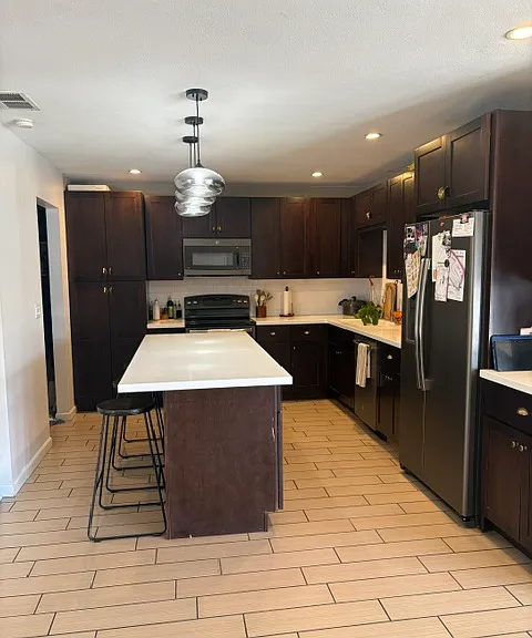 4718 W Shangri La Rd — Photo 6