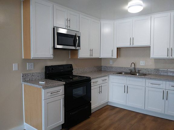 4th image of 744 N Azusa Ave #226