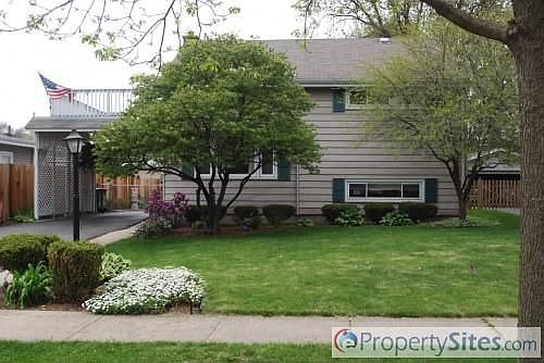 1st image of 568 S Lewis Ave