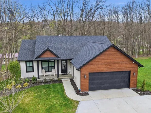 353 Valleybrook Cir, Howard, OH 43028