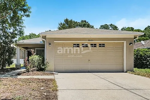 18025 Cypress Bay Pkwy Photo 1