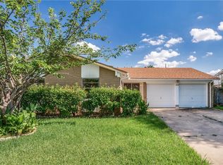 2110 E Crosby Rd, Carrollton, TX 75006