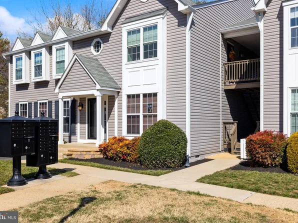 7708 Lexton Pl #C, Springfield, VA 22152