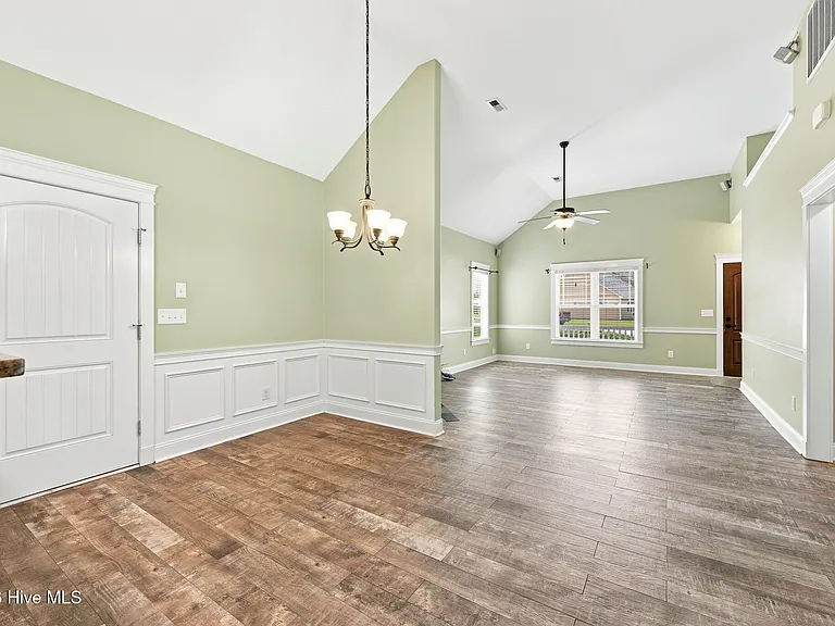 210 Station House Rd — Photo 6