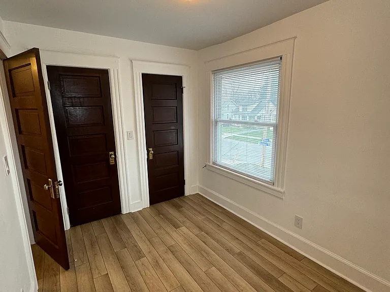 2129 Sunset Ave #2 — Photo 11