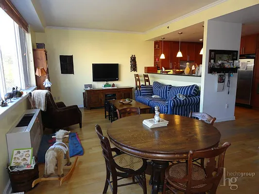 Rented by Hecht Group | media 16