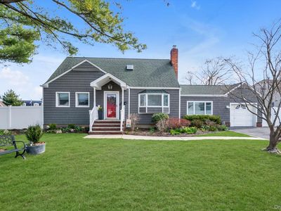 9 Aster Avenue, Merrick, NY, 11566