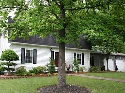 1st image of 1209 Tanglewood Dr