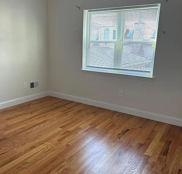 25 Knesel St — Photo 10
