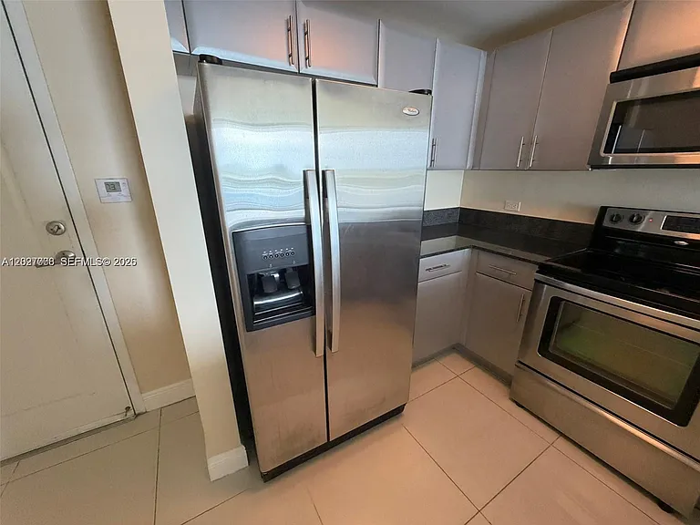 1871 NW South River Dr #1104 — Photo 10