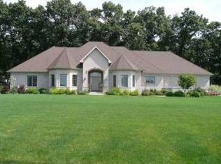 11046 Birch Lake Dr, Granger, IN 46530