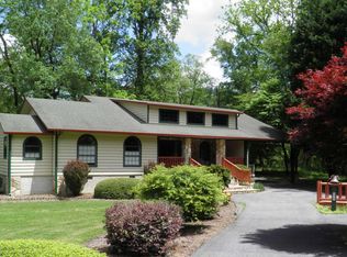 172 Maple Tree Ln, Hayesville, NC 28904