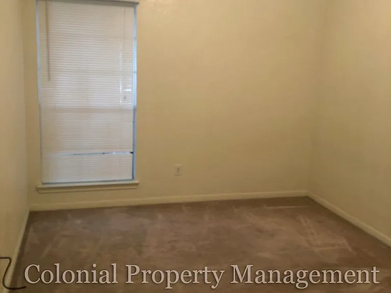 1905 McGinnis Ct — Photo 15