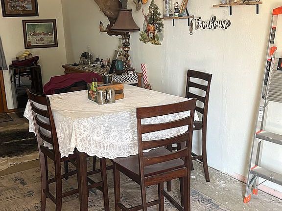 5th image of 18282 E 660th Rd