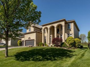 9622 Deer Run St, Lenexa, KS 66220