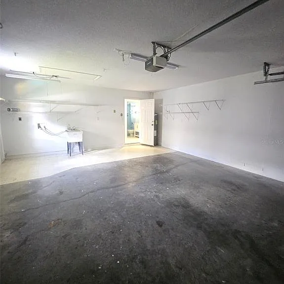 23123 Glen Ave — Photo 23
