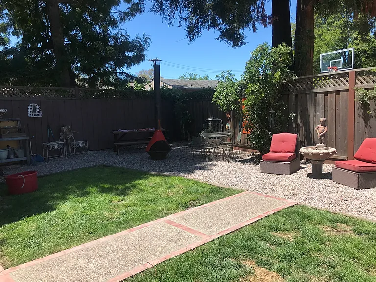 2716 Jefferson Ave — Photo 26