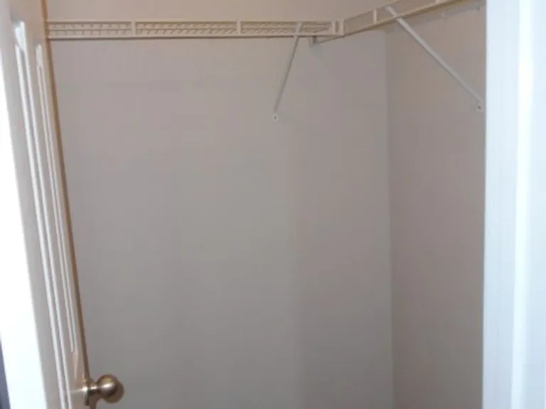 172 Collinwood Dr — Photo 11