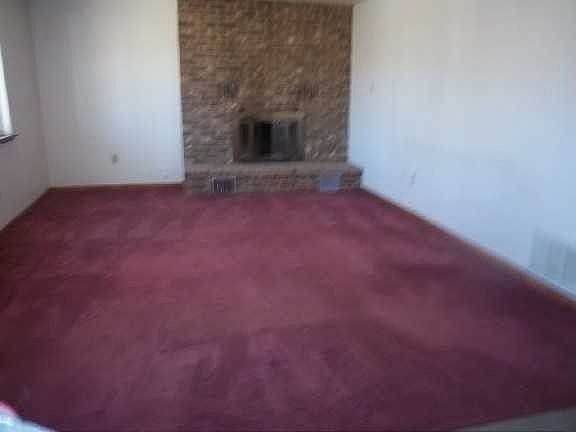 3rd image of 6 Crestwood Ln