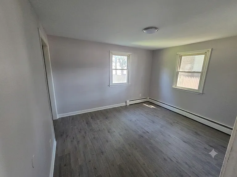2015 Corbin Ave #5 — Photo 4