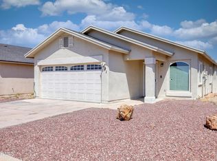 821 Nena Shapleigh Ln, El Paso, TX 79927