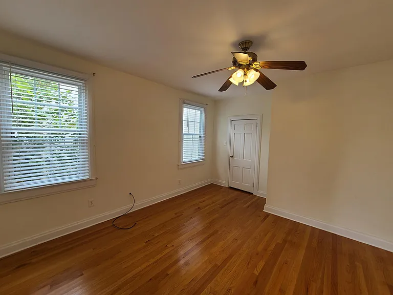 6122 Canal Blvd — Photo 10
