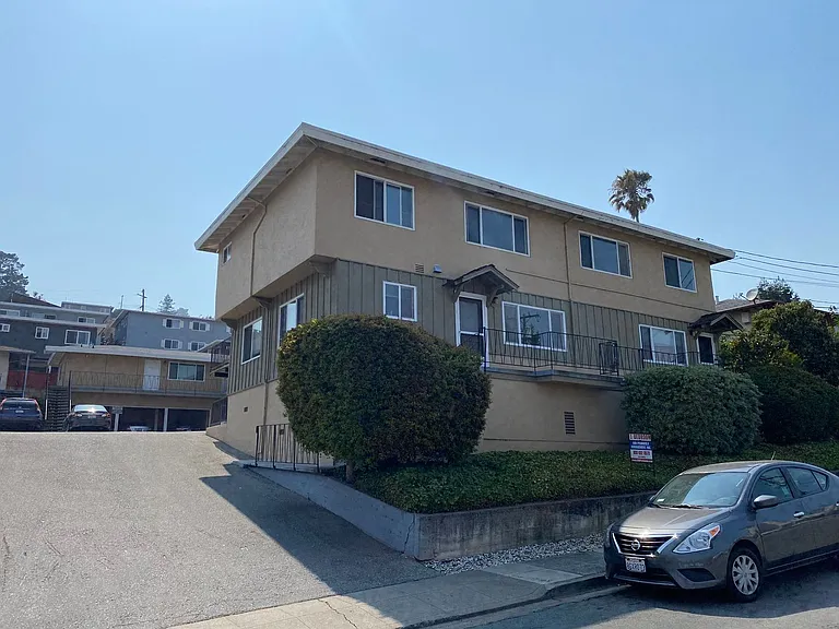 1608 5th Ave — Photo 14
