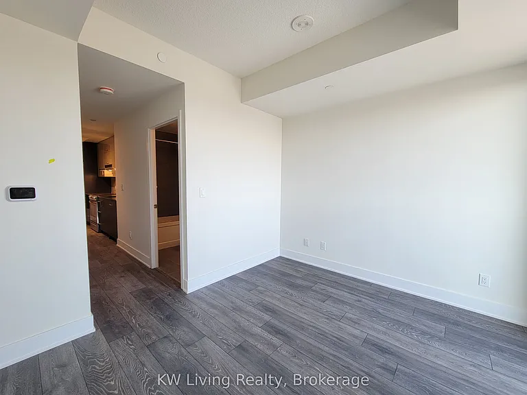 188 Fairview Mall Dr #1105 — Photo 9