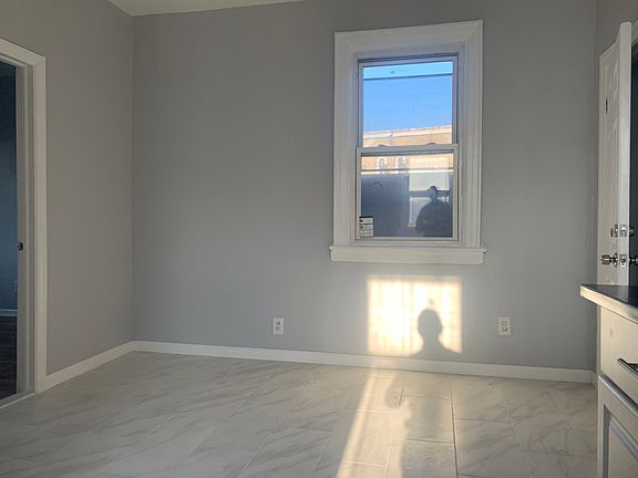 3rd image of 332 Sip Ave #27