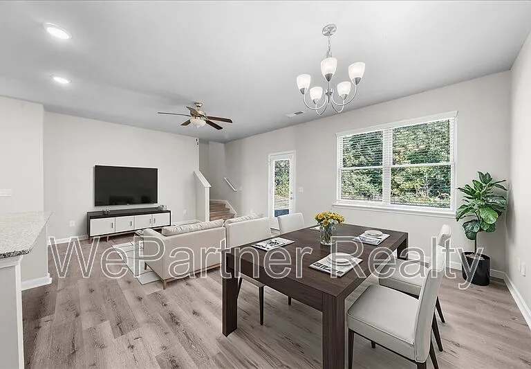 200 Vickery Ln — Photo 6