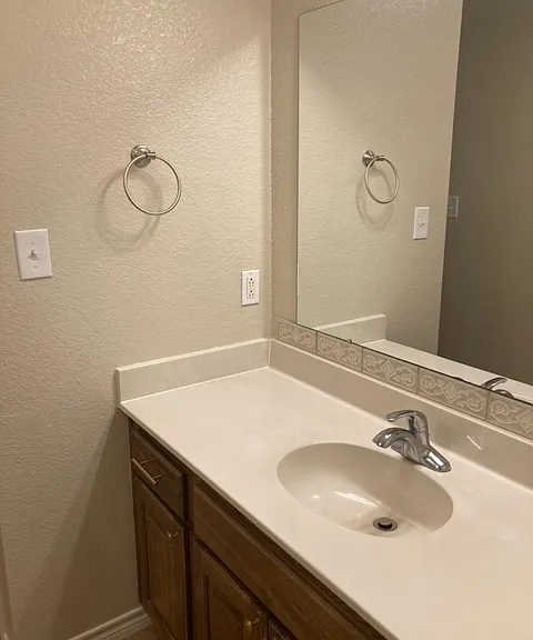 310 Westview Ln — Photo 18