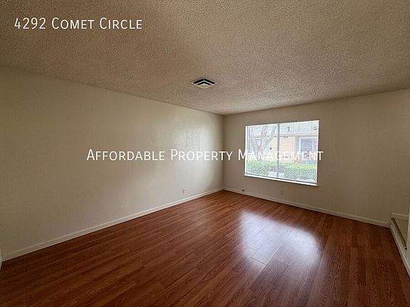 3rd image of 4292 Comet Cir