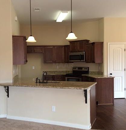 3rd image of 3434 Carahills Dr