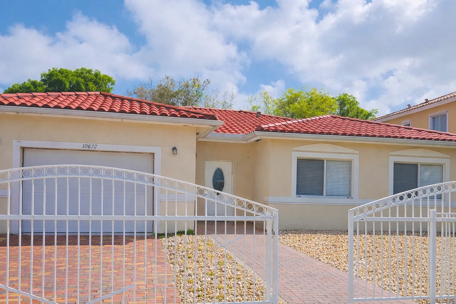 3 bed, $3,400 — Photo 4