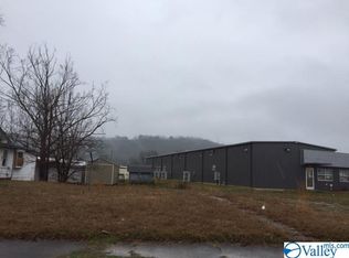 1123 Gardner St, Gadsden, AL 35901