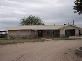 2202 Smedley Rd, Carlsbad, NM 88220