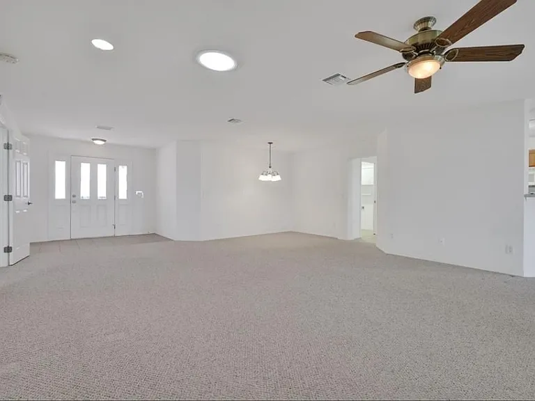 10003 SW 90th Loop — Photo 5