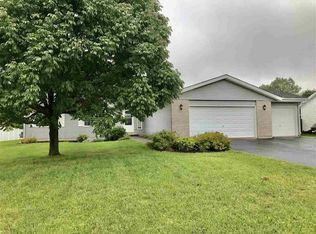 10955 Borage Trl, Roscoe, IL 61073