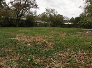 4812 5th St, Bacliff, TX 77518