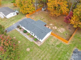108 Big Tree Dr, Statesville, NC 28677