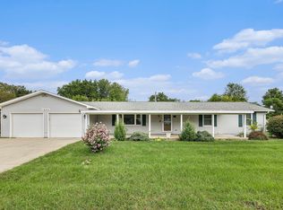 1860 Golf Heights Rd, Warsaw, IN 46580