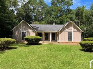 1463 Roderick Rd, Mobile, AL 36618