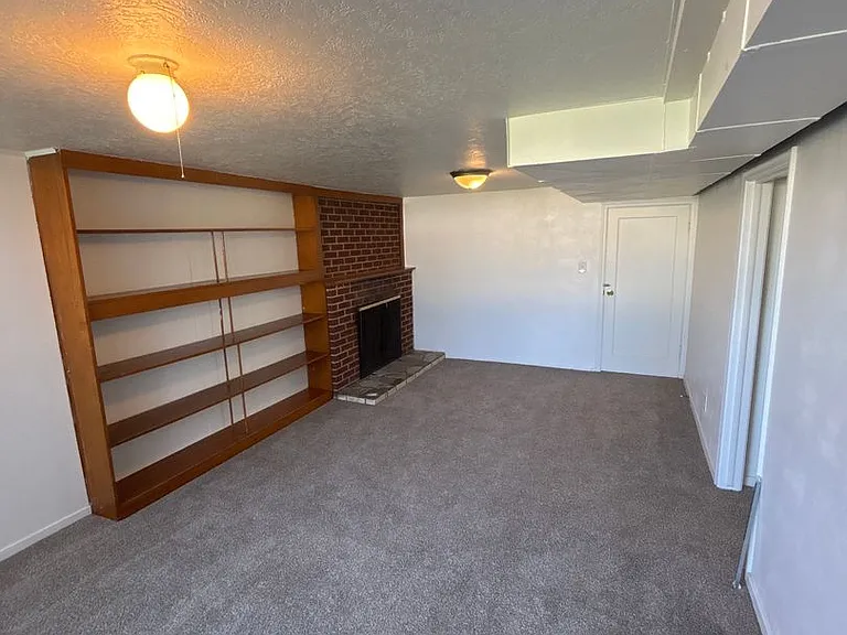 85 Princeton Ave — Photo 16