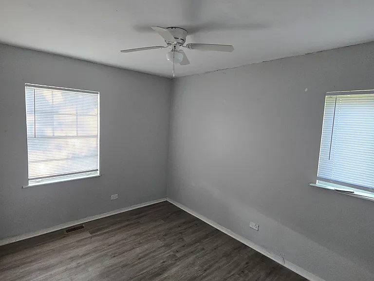 22221 Willow Tree Ave — Photo 12
